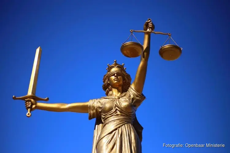 Modder op de weg: taakstraf geëist voor veroorzaken verkeersongeval in Ureterp