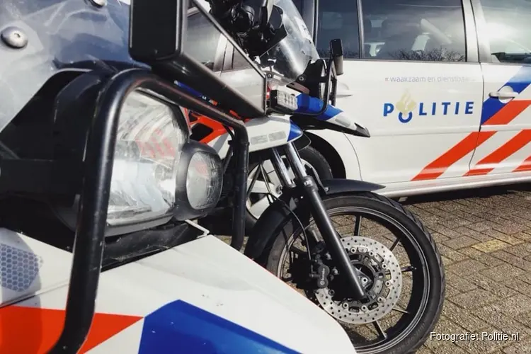 Voetganger ernstig gewond bij aanrijding met politieauto in Drachten